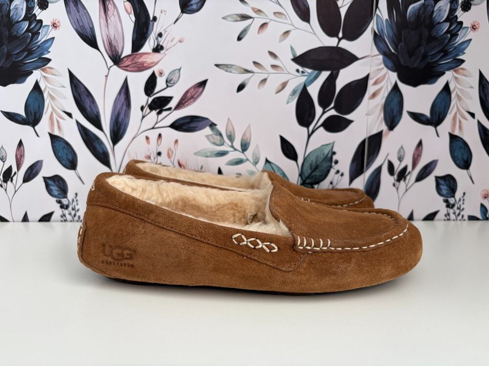 UGG Australia Suede Shearling Moccasin Loafers Slippers Chestnut Women’s Size 7